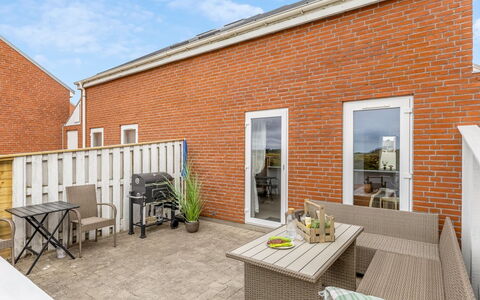 Steffan - 2.3Km from the Sea