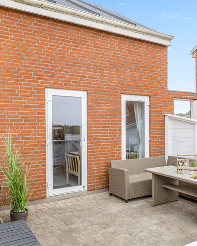 Steffan - 2.3Km from the Sea