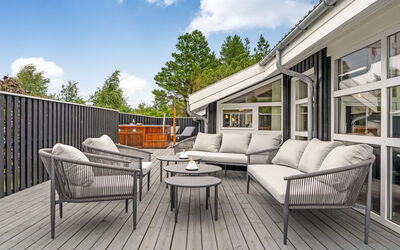 Eeske - 2.5Km from the Sea