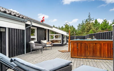 Eeske - 2.5Km from the Sea