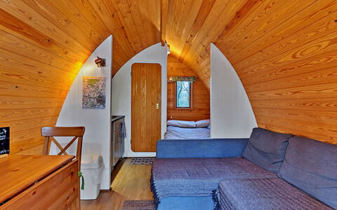 Boudicca Pod: Hout, Flooring, Verdieping, Meubilair, Beits, Hardwood, Houten Vloer, Plafond, Vernis, Multiplex