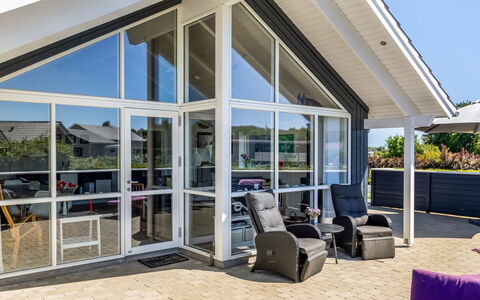 Rosamunde - 700M from the Sea: Dak, Huis, Huis, Verblijf, Siding, Landgoed, Oprit, Garden Gebouwen, Werf, Schuur