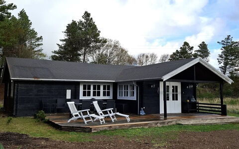 Thorgny - 350M to the Fjord: Hout, Huis, Dak, Verblijf, Huis, Siding, Veranda, Deur, Garden Gebouwen, Werf