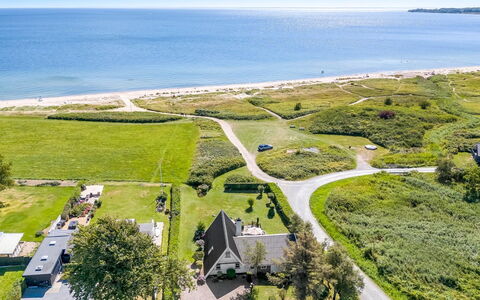 Murtuz - 50M from the Sea: Verblijf, Backyard, Werf, Garden Gebouwen, Schuur, Siding, Buitenmeubels, Blokhut, Outdoor Structuur, Keet