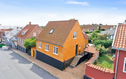 Adelita - 300M from the Sea: Appartement, Condominium, Landgoed, Balkon, Villa, Hotel