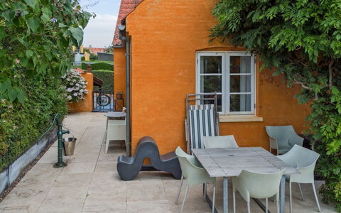 Adelita - 300M from the Sea: Appartement, Condominium, Landgoed, Balkon, Villa, Hotel