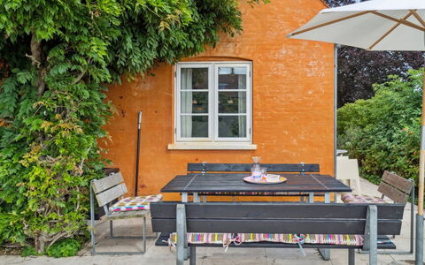 Adelita - 300M from the Sea: Appartement, Condominium, Landgoed, Balkon, Villa, Hotel