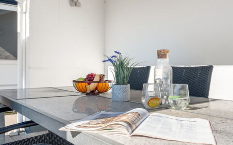 Guthbrand - 1.3Km from the Sea: Appartement, Condominium, Landgoed, Balkon, Villa, Hotel