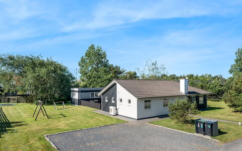 Guthbrand - 1.3Km from the Sea: Appartement, Condominium, Landgoed, Balkon, Villa, Hotel