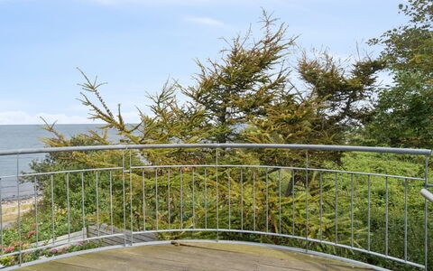 Dzavid - 50M from the Sea: Appartement, Condominium, Landgoed, Balkon, Villa, Hotel
