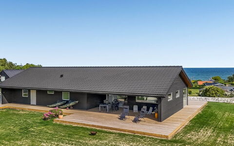 Siljan - 400M from the Sea: Thatching, Verblijf, Huis, Dak, Huis, Boerderij, Hut, Landgoed, Dorp