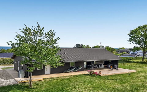 Siljan - 400M from the Sea: Thatching, Verblijf, Huis, Dak, Huis, Boerderij, Hut, Landgoed, Dorp