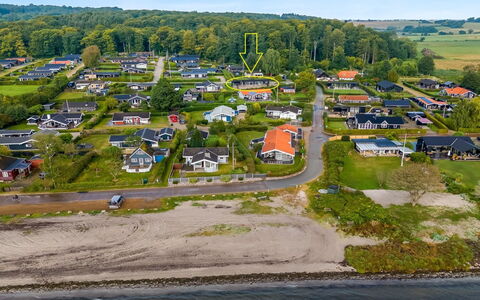 Fin - 150M from the Sea: Dak, Huis, Huis, Verblijf, Siding, Landgoed, Oprit, Garden Gebouwen, Werf, Schuur