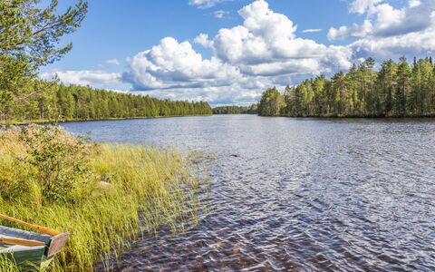Villa Usva: Blauw, Watervoorraden, Water, Zwemwater, Natuur, Natuurlijke Omgeving, Natuurlijk Landschap, Waterweg, Bank, Waterloop