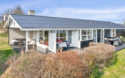 Wrage - from the Sea: Verblijf, Backyard, Werf, Garden Gebouwen, Schuur, Siding, Buitenmeubels, Blokhut, Outdoor Structuur, Keet