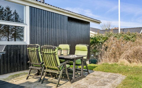 Wrage - from the Sea: Verblijf, Backyard, Werf, Garden Gebouwen, Schuur, Siding, Buitenmeubels, Blokhut, Outdoor Structuur, Keet