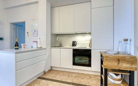 Design Jamar: Toestel Van De Keuken, Countertop, Keuken, Cabinetry, Interieur Ontwerp, Flooring, Meubilair, Major Appliance, Hout, Verdieping