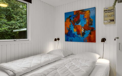 Ilsebet - 30Km from the Sea: Hout, Interieur Ontwerp, Slaapkamer, Verdieping, Flooring, Plafond, Bed, Huis, Laken, Bedding