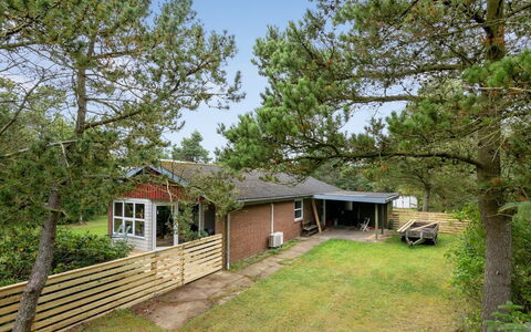 Åsemarie - 500M to the Fjord: Dak, Huis, Huis, Verblijf, Deur, Siding, Dek, Veranda, Plank, Hardwood