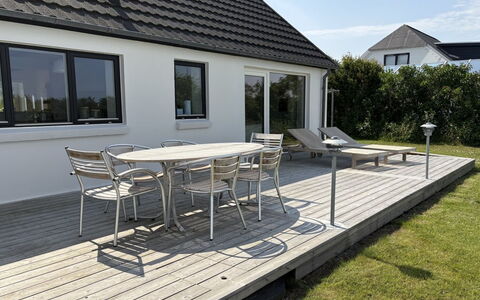Elida - 400M from the Sea: Huis, Woongebied, Huis, Verblijf, Dak, Land Lot, Siding, Tuin, Landgoed, Gazon