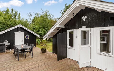 Madita - 30Km from the Sea: Dak, Huis, Huis, Verblijf, Deur, Siding, Dek, Veranda, Plank, Hardwood