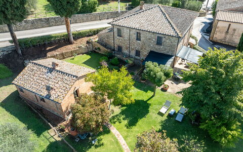 Maria Gabriella Home & Cottage: Gebouw, Woongebied, Huis, Huis, Architectuur, Landgoed, Land Lot, Dak, Landelijk Gebied