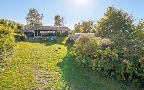 Eggertsine - 1.2Km from the Sea: Hout, Huis, Veranda, Dek, Hardwood, Dak, Beits, Houten Vloer, Eco Hotel