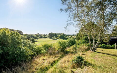 Eggertsine - 1.2Km from the Sea: Hout, Huis, Veranda, Dek, Hardwood, Dak, Beits, Houten Vloer, Eco Hotel