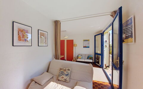 Le Barcarès 255: Meubilair, Interieur Ontwerp, Flooring, Verdieping, Hout, Kamer, Bankstel, Plafond, Woonkamer, Appartement