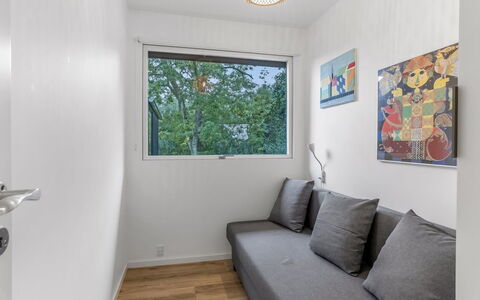 Litle - 30M from the Sea: Muur, Interieur Ontwerp, Flooring, Verdieping, Plafond, Kamer, Meubilair, Bankstel, Appartement, Woonkamer