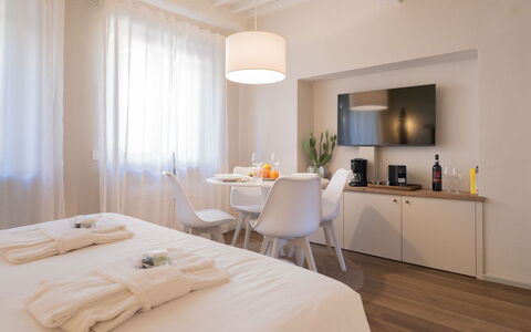 Guelfa 60: Interieur Ontwerp, Meubilair, Textiel, Kamer, Huis, Plafond, Verdieping, Slaapkamer, Verlichting, Flooring