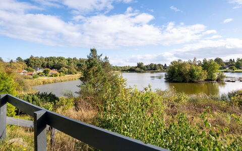 Winder - 925M from the Sea: Hout, Huis, Veranda, Dek, Hardwood, Dak, Beits, Houten Vloer, Eco Hotel