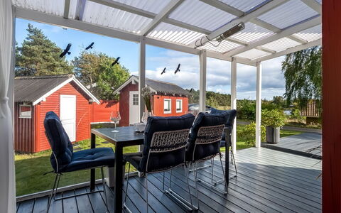 Winder - 925M from the Sea: Hout, Huis, Veranda, Dek, Hardwood, Dak, Beits, Houten Vloer, Eco Hotel