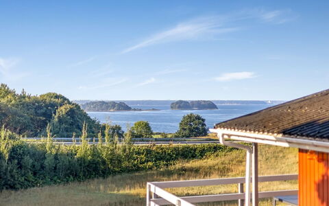 Senni - 800M from the Sea: Gras, Grasland, Land Lot, Verblijf, Landelijk Gebied, Weide, Garden Gebouwen, Tuin, Schuur