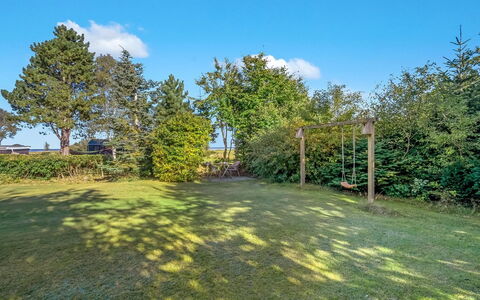 Leani - 150M from the Sea: Gras, Grasland, Land Lot, Verblijf, Landelijk Gebied, Weide, Garden Gebouwen, Tuin, Schuur