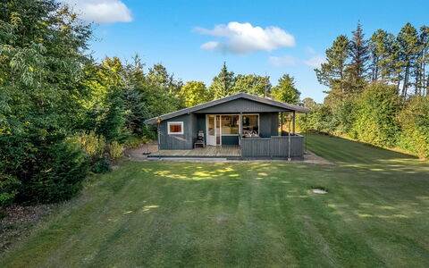 Leani - 150M from the Sea: Gras, Grasland, Land Lot, Verblijf, Landelijk Gebied, Weide, Garden Gebouwen, Tuin, Schuur
