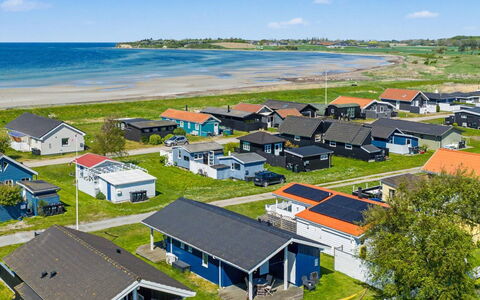 Roya - 100M from the Sea: Blauw, Verblijf, Huis, Huis, Boerderij, Landgoed, Siding