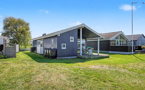 Roya - 100M from the Sea: Blauw, Verblijf, Huis, Huis, Boerderij, Landgoed, Siding