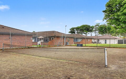 Asfrid - 80M from the Sea: Verblijf, Backyard, Werf, Garden Gebouwen, Schuur, Siding, Buitenmeubels, Blokhut, Outdoor Structuur, Keet