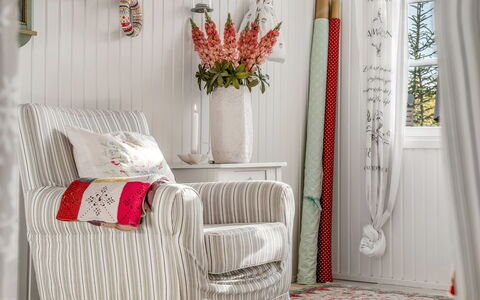 Kamilla - from the Sea: Meubilair, Interieur Ontwerp, Kussen, Textiel, Kussen Gooien, Woonkamer, Roze, Kamer, Huis, Verlichting