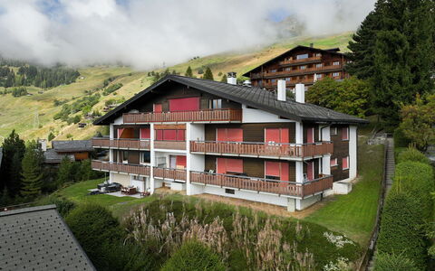 Soleil des Alpes: Huis, Balkon, Bergdorp, Alpen