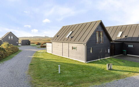 Thomine - 2.5Km from the Sea: Verblijf, Backyard, Werf, Garden Gebouwen, Schuur, Siding, Buitenmeubels, Blokhut, Outdoor Structuur, Keet