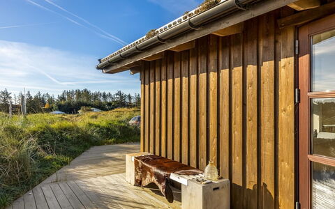 Sigbritt - 750M from the Sea: Verblijf, Backyard, Werf, Garden Gebouwen, Schuur, Siding, Buitenmeubels, Blokhut, Outdoor Structuur, Keet