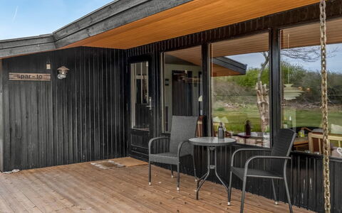 Wenche - 840M from the Sea: Meubilair, Interieur Ontwerp, Hout, Plafond, Flooring, Verdieping, Houten Vloer, Keuken En Eettafel, Tafel, Lichte Inrichting