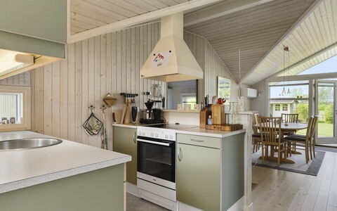 Erok - from the Sea: Hout, Meubilair, Appartement, Kamer, Plafond, Beits, Stoel, Hardwood, Vernis, Timmerhout