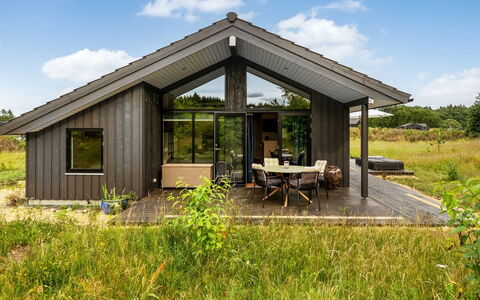 Jelisaveta - 45Km from the Sea: Verblijf, Backyard, Werf, Garden Gebouwen, Schuur, Siding, Buitenmeubels, Blokhut, Outdoor Structuur, Keet