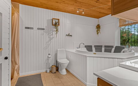Gia - 500M from the Sea: Dak, Huis, Huis, Verblijf, Deur, Siding, Dek, Veranda, Plank, Hardwood