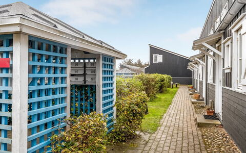 Benthe - 100M to the Fjord: Verblijf, Backyard, Werf, Garden Gebouwen, Schuur, Siding, Buitenmeubels, Blokhut, Outdoor Structuur, Keet