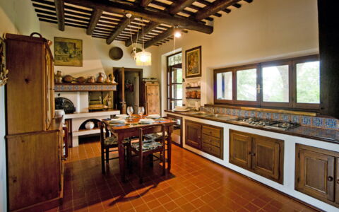 Villa Incanto: Keuken, Hout, Meubilair, Interieur Ontwerp, Huis, Verlichting, Flooring, Plafond, Keuken En Eettafel, Kamer