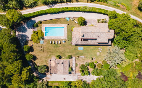 Villa Incanto: Zwembad, Landgoed, Toevlucht, Boerderij, Verblijf, Tuin, Landscaping, Hacienda, Gazon, Villa